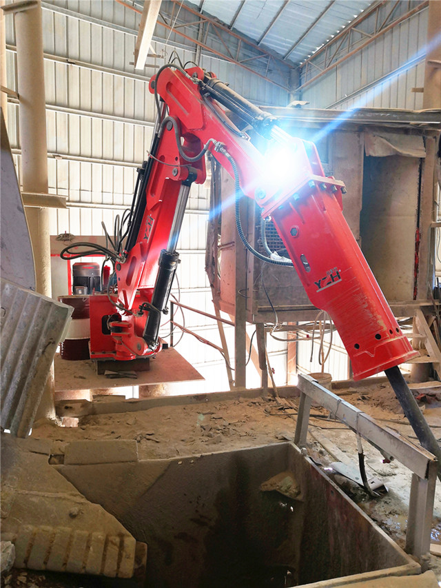 sistemas de brazo rompedor de rocas