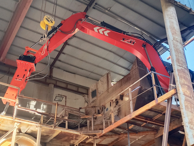 Sistema de Boom Rock Breaker estacionario