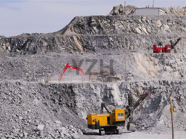 Sistemas de Booms de Rockbreaker