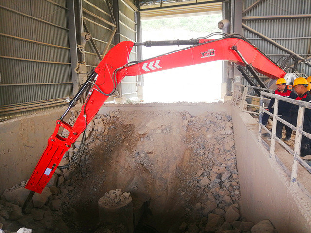 Sistema de Boom Rockbreaker