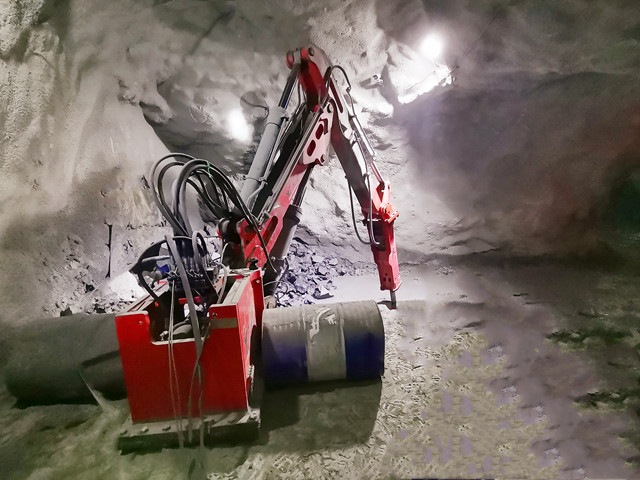 Sistemas de rockbreaker