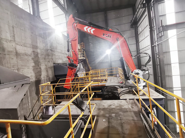 Sistema de boom de rompas de rocas