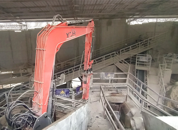 Sistemas de pluma rompe rocas con pedestal