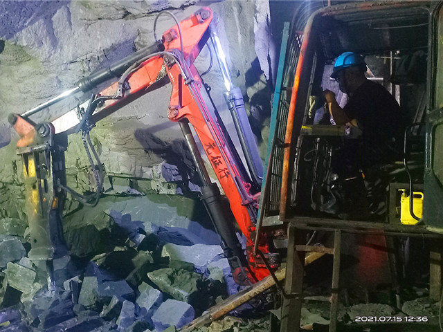 Sistema de disyuntores de pedestal