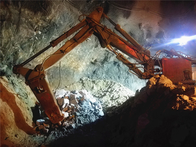 Rompe rocas hidráulicas eléctricas Rompe rocas en mina subterránea