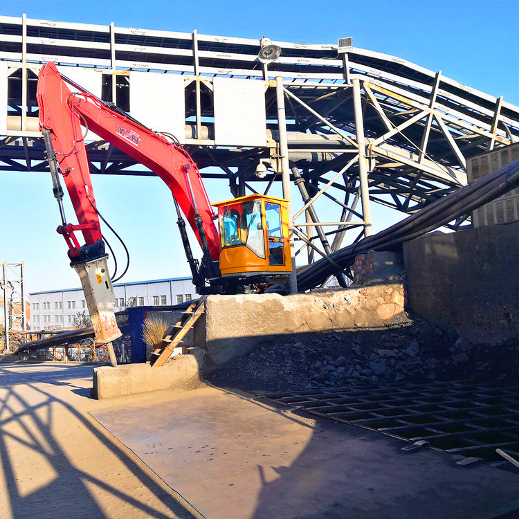 Pedestal Rock Breaker Boom System