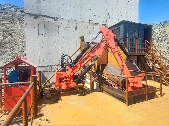 Sistemas de interruptores de rocas del pedestal Boom