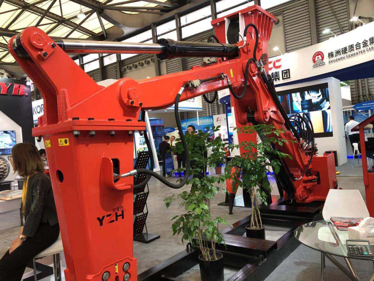 sistema de brazo hidr&aacute;ulico