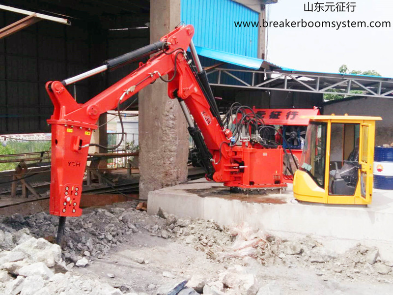 Manipulador Con Martillo Hidr&aacute;ulico